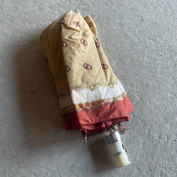 Umbrella - Picture 2 of 4